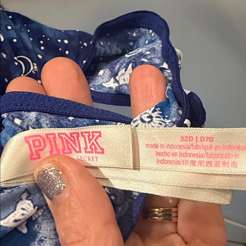 PINK Victoria's Secret Blue Celestial Bra - Picture 2 of 5